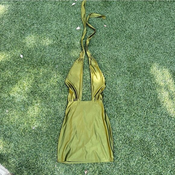 Bailey Rose Green Halter Backless Dress - Picture 4 of 7